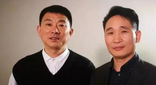1987年，江苏月薪90元男子，拿出1000元，帮15岁少年开店，然而，2年后，