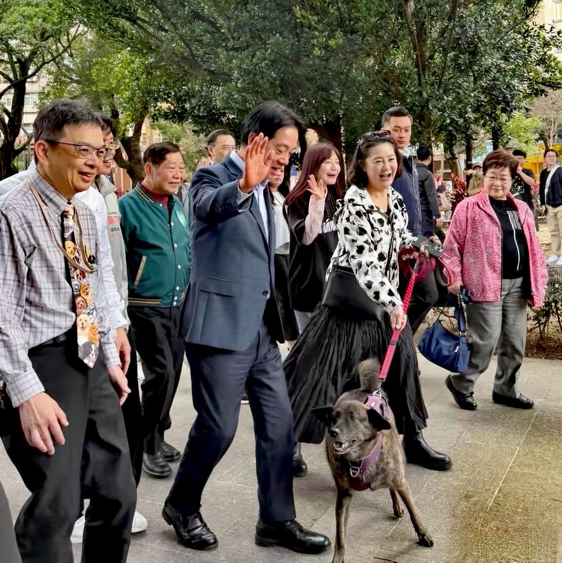 吴思瑶这一举动简直把“台独”打手帮凶的角色演活了

1月18日，吴思瑶在社交平台