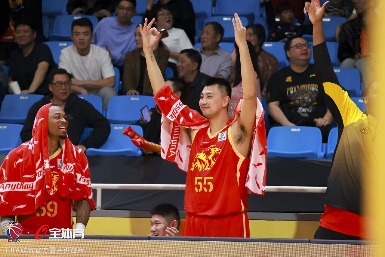 浙商证券男篮昨晚同样七连胜，老将苏若禹完成回归后的首秀。cba