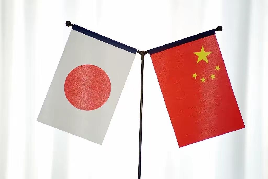 网友们众说纷纭，均在议论中日即将开战了。其实，从目前的状态来分析，中日开战根本不