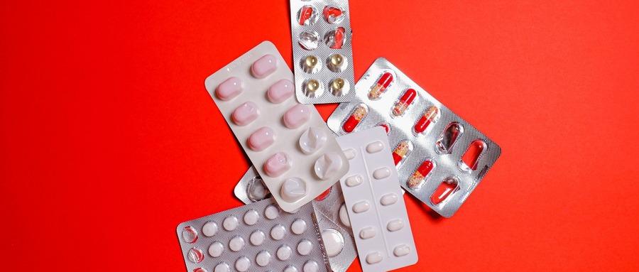 艾伯维一款新药Ⅲ期达标 31.4%患者病灶减七成
31.4% 对 23.4%，差