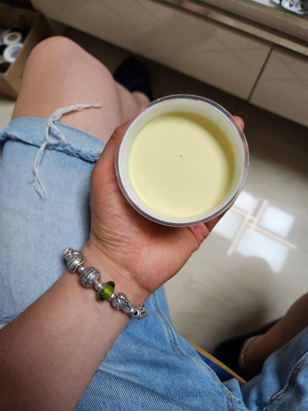 高速一小时游也是够了出发昆明到开远了才想起充电宝和蓝牙耳机没拔告诉装指纹锁的老板