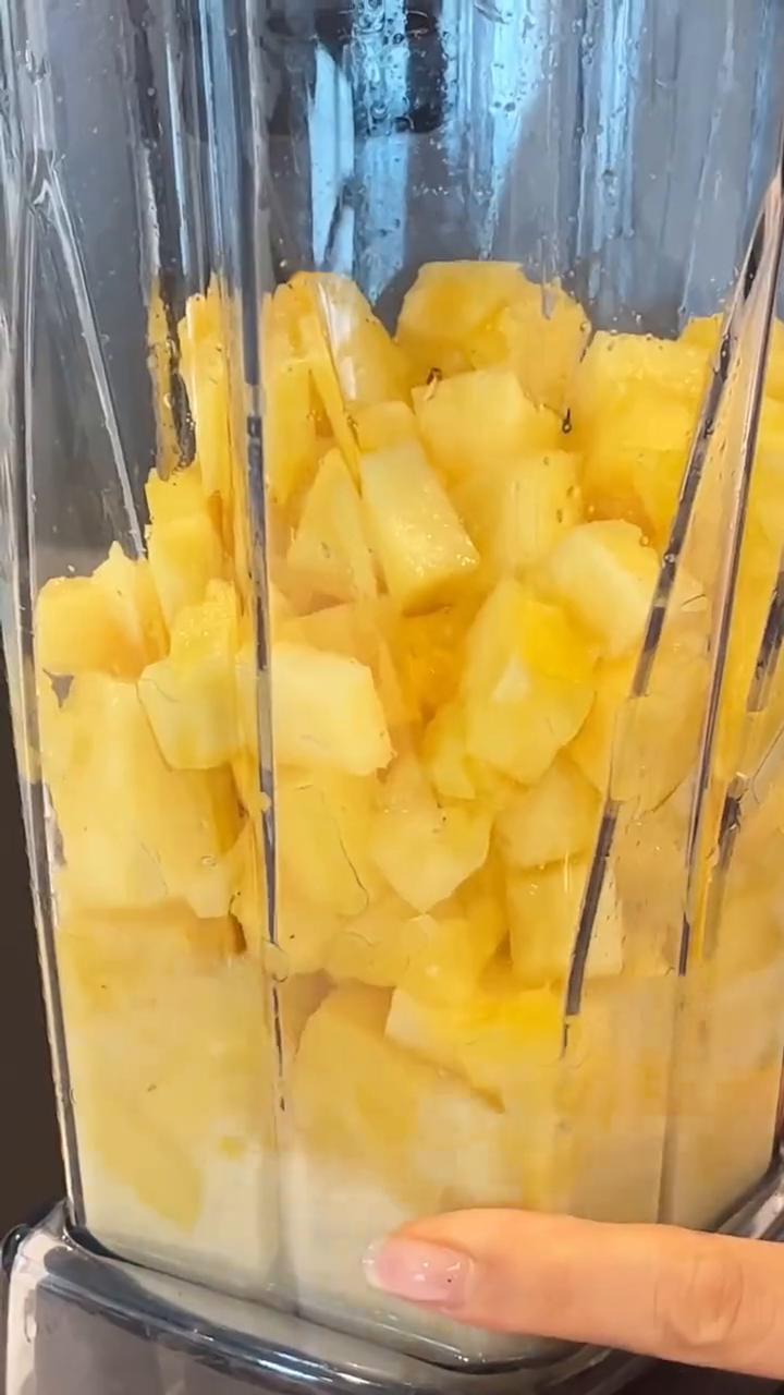 种这个菠萝，一颗菠萝(740g)，你完胜外面的凤梨酥，这也太好吃了，怎么会这么好