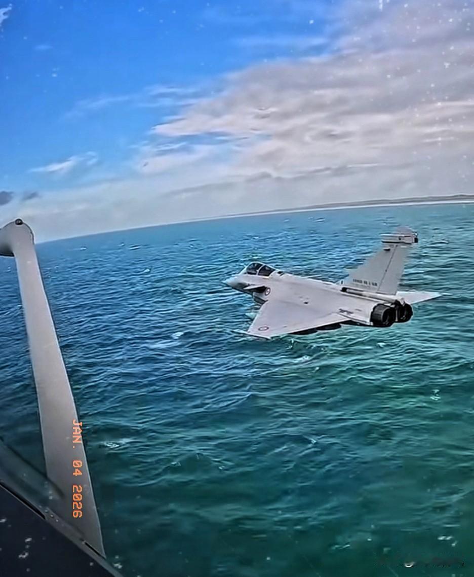 酝酿了好几个月，最终几个小时突袭成功！美军发言人凯恩说:  在去年12月初美军突