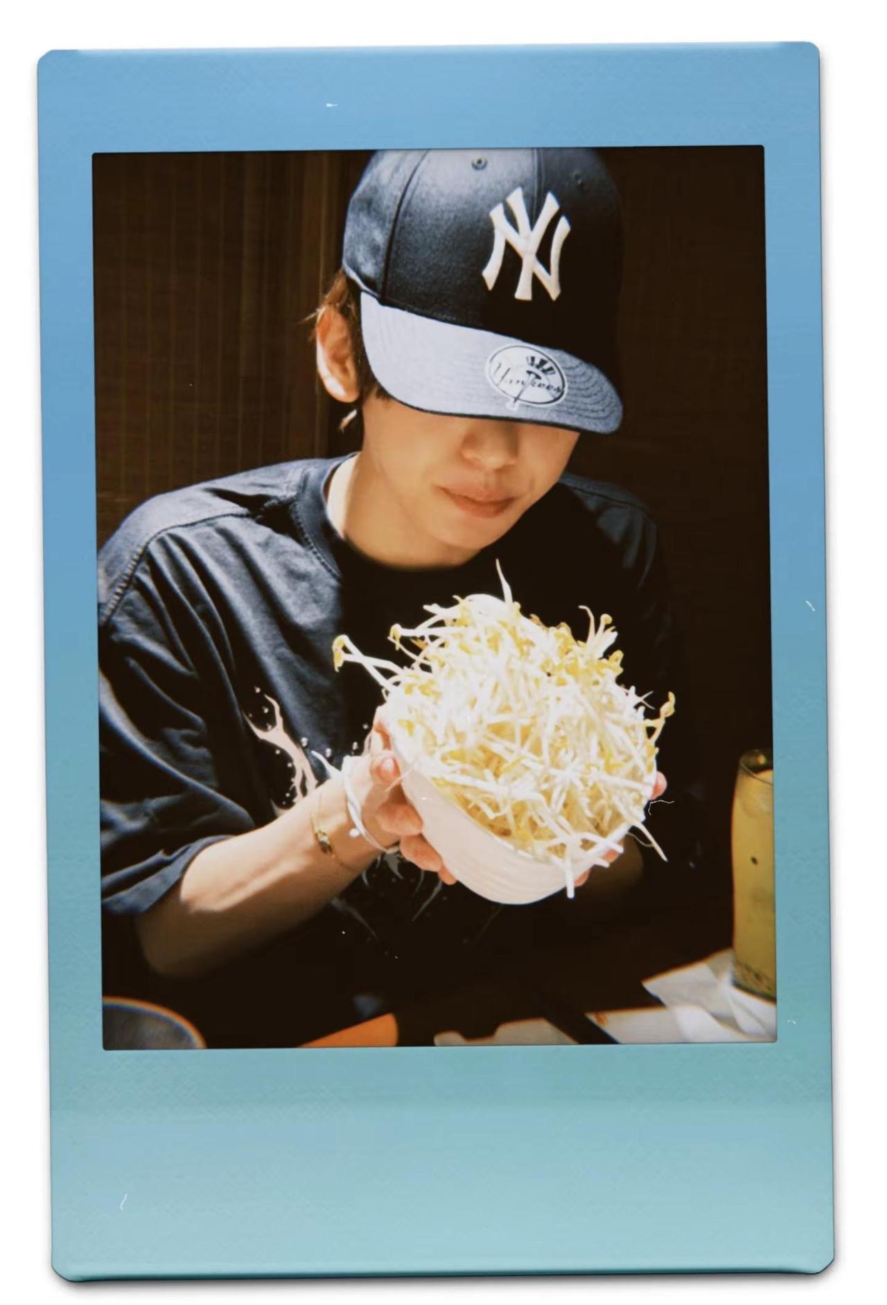 00337788 ootd穿搭 zb1 拍立得 hanyujin