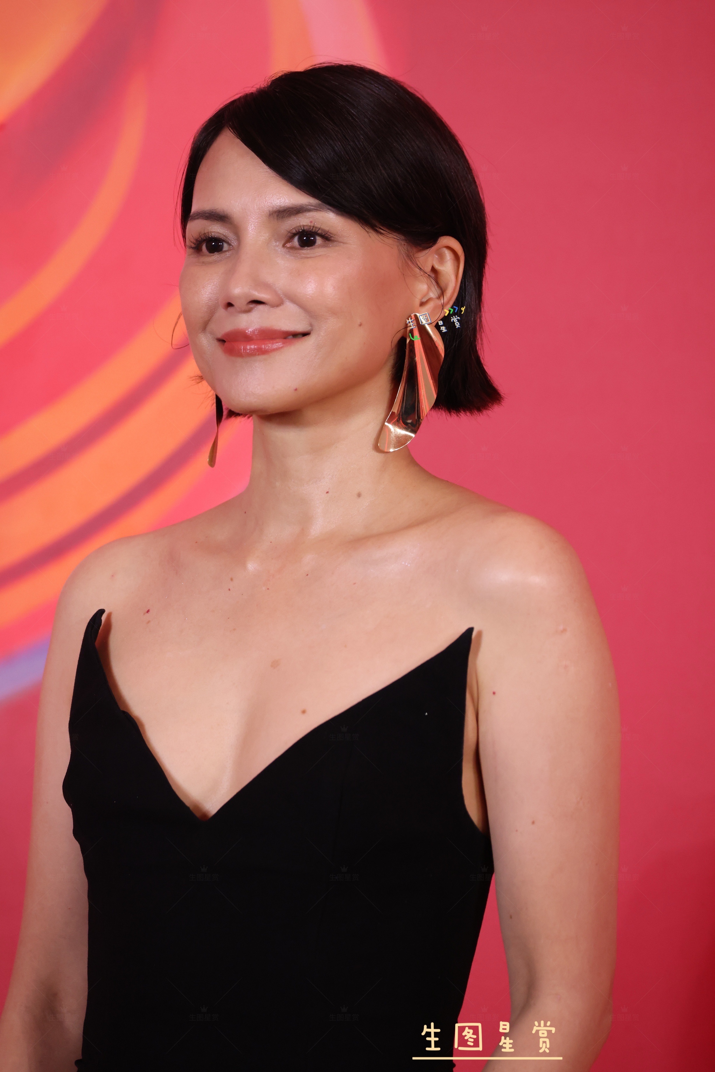 李心洁×时尚芭莎艺术大赏红毯 