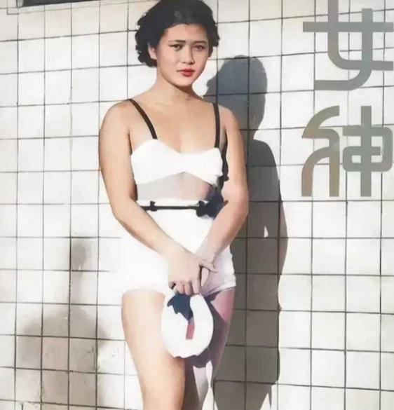 1937年，19岁“游泳皇后”杨秀琼结婚，她提出想不孕10年，丈夫爽快答应。不到