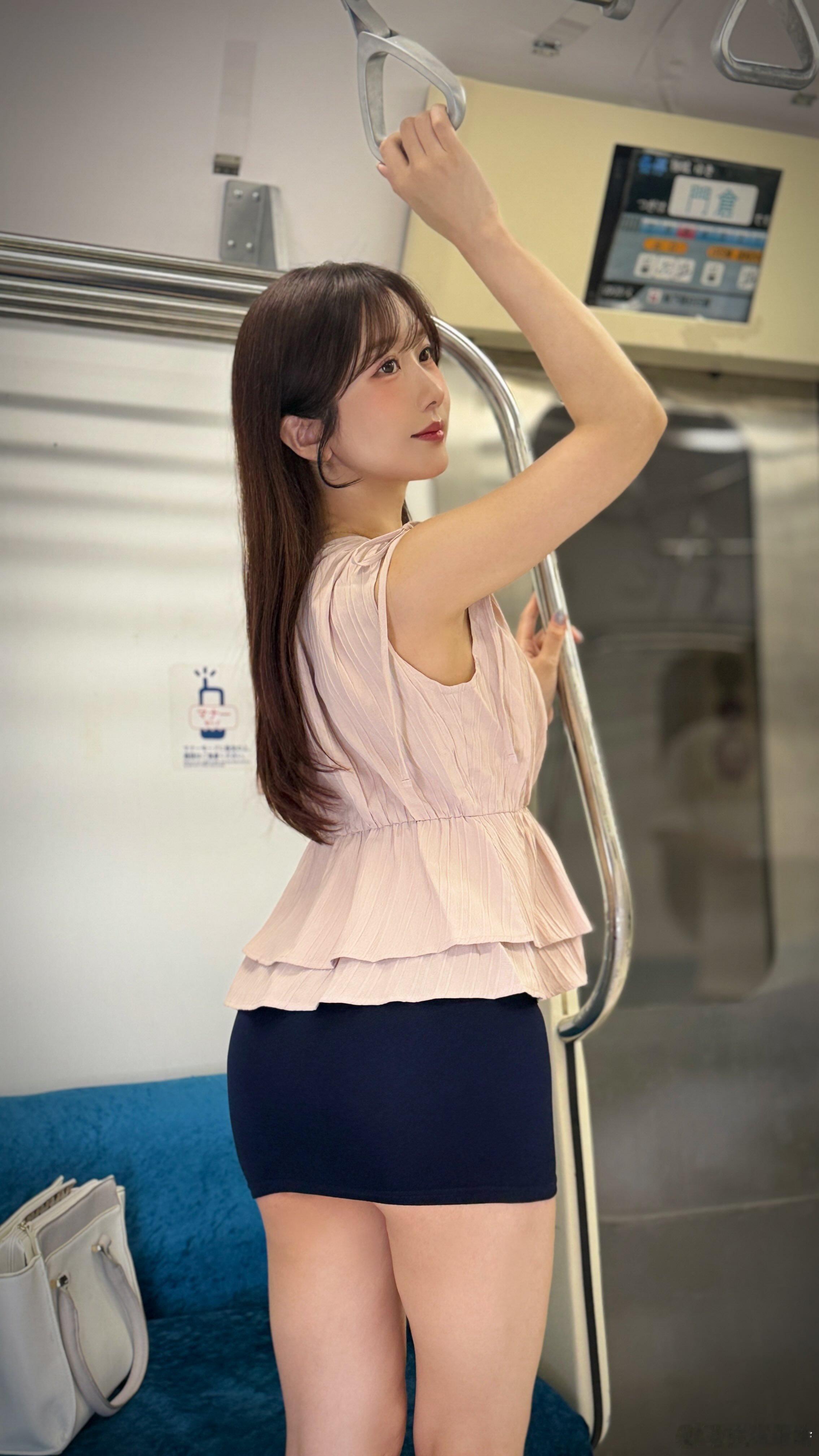 修图师加大分。 