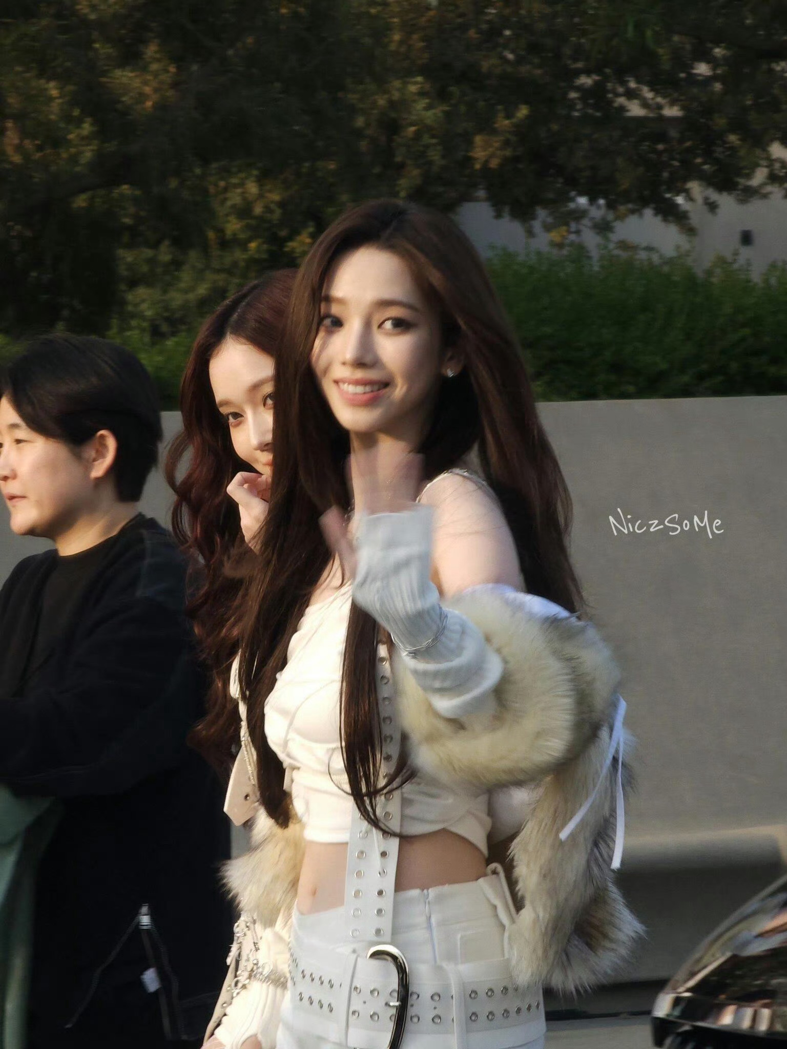 清纯美大爆发了 没有任何妆造也很突出的一张脸…. 