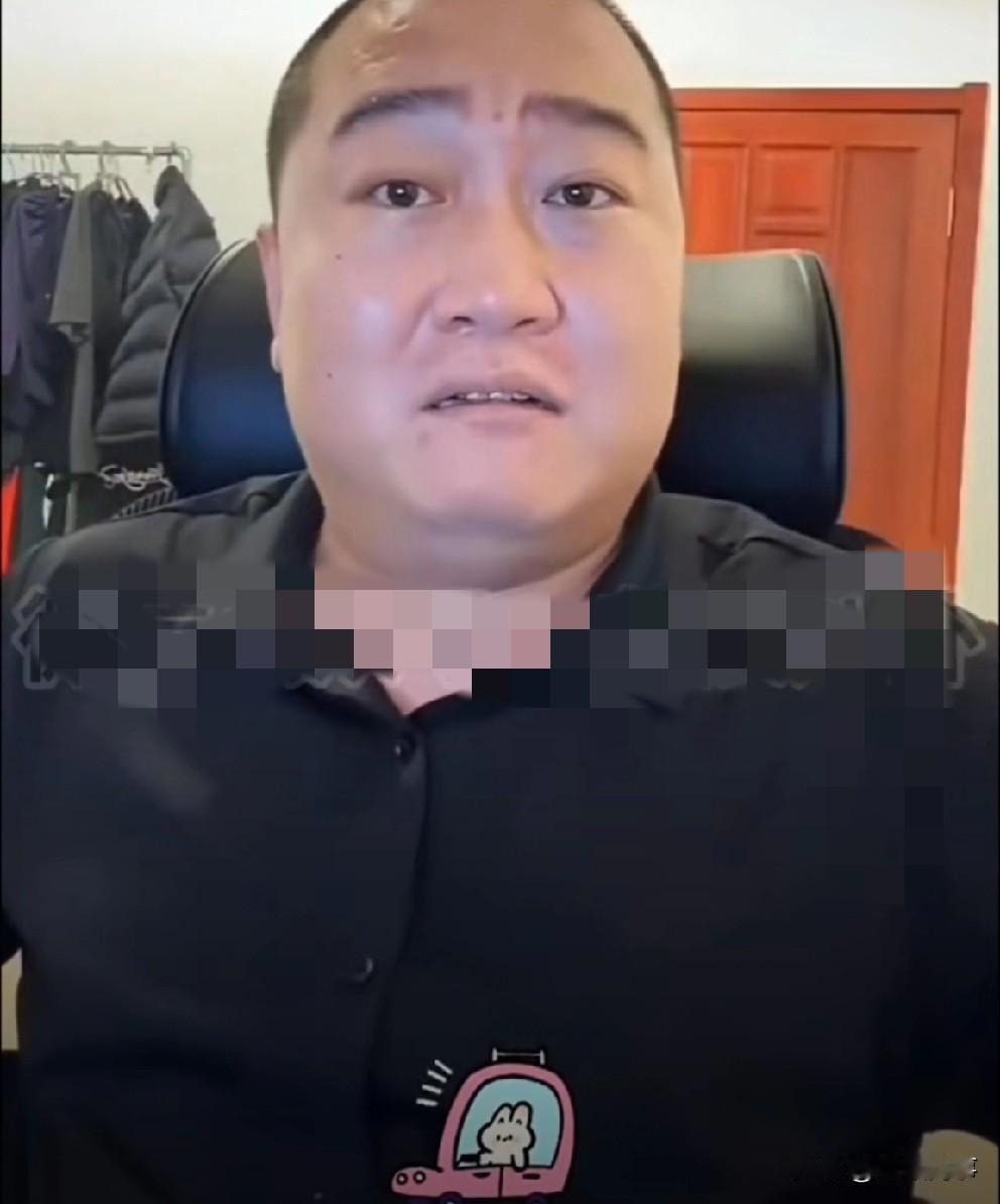 骡子为阿Bao鸣不平，点名九天又爆出当街下跪图片！九天愤怒退出驴家！

    