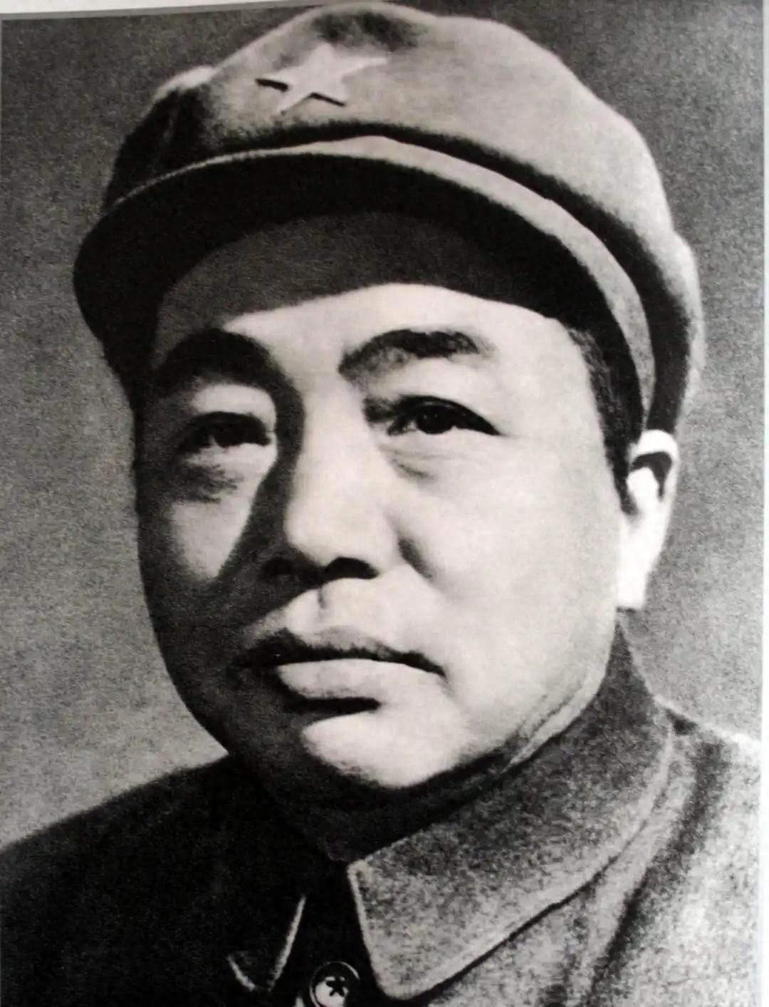 彭德怀去世五年后，中央补发给他4.8万元工资，浦安修最终是如何安排使用的？
19