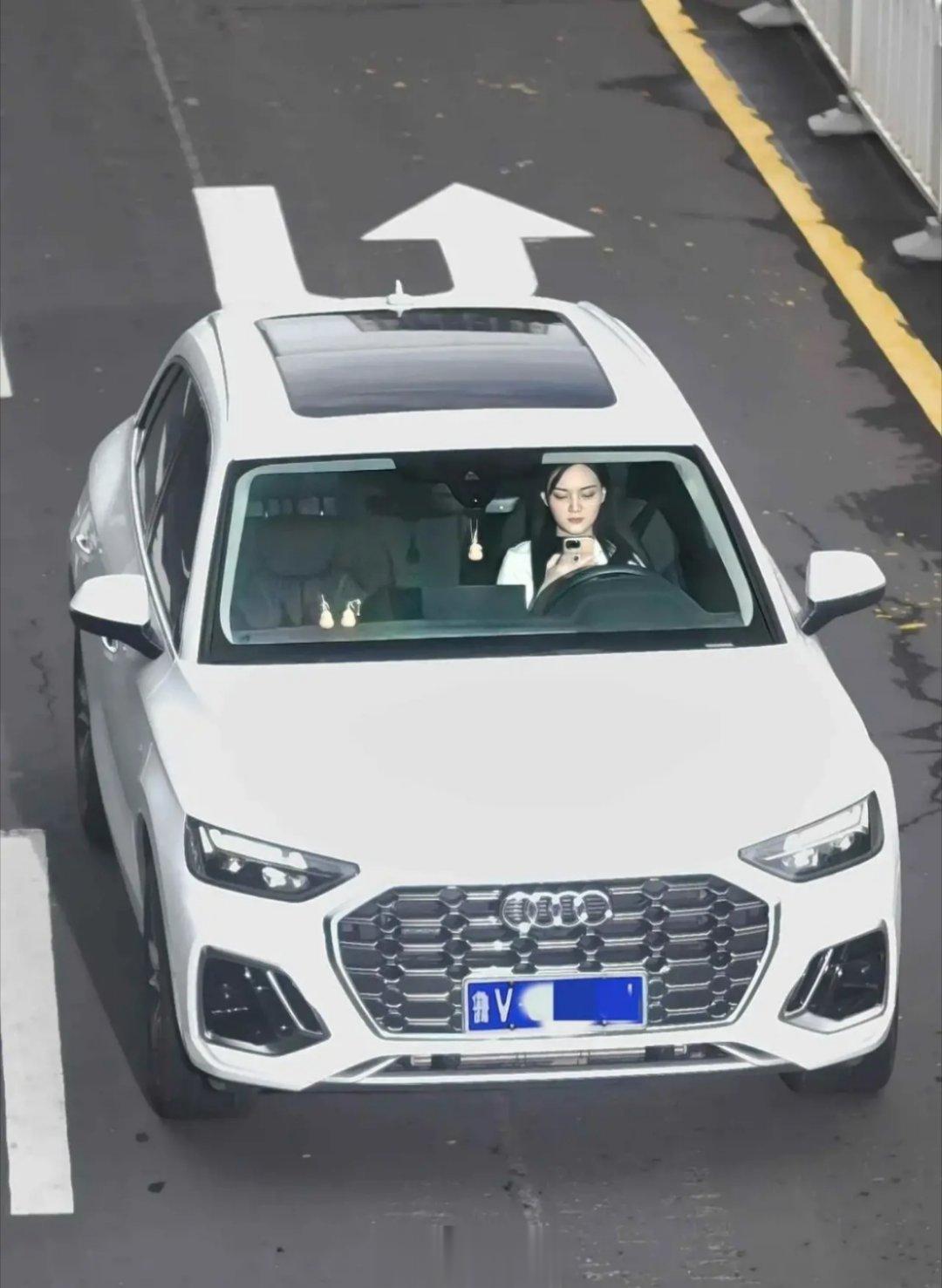 花高价拍的照片，就是清晰。 ​​​