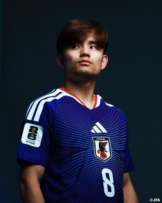 世界杯 久保建英MRI检查结果：左膝受伤，需要接受治疗和康复，目标是淘汰赛复出。