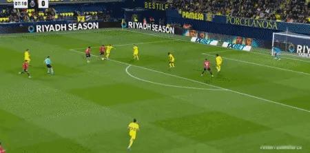 西甲第13轮 比利亚雷亚尔2:1马略卡萨穆·科斯塔低射破门 