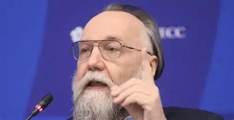 “俄罗斯国师”杜金预言：下一个爆发战争的地方，不是南海也不是台海，而是在这个地方