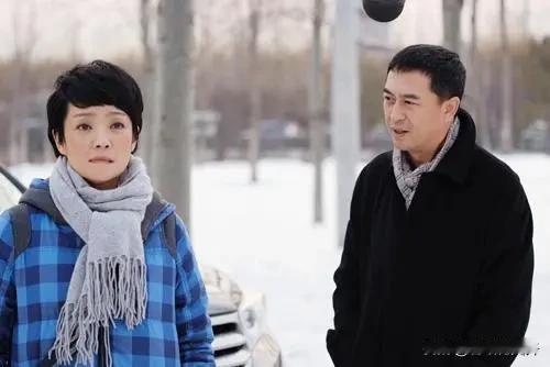 《主角》中张嘉益的妻子王海燕也有角色。王海燕当年的名气可比张嘉益大多了。
   