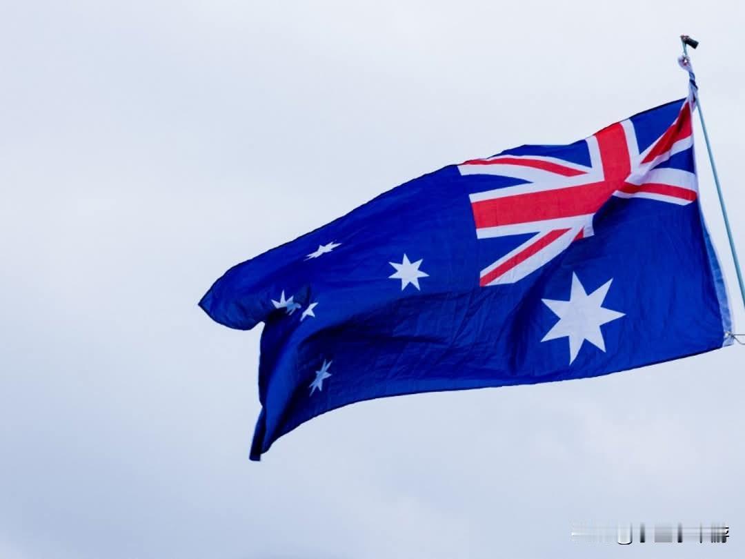 国外一名男子涉透过社交媒体发表反犹主义言论于澳洲珀斯被捕。

澳洲警方在西澳大利