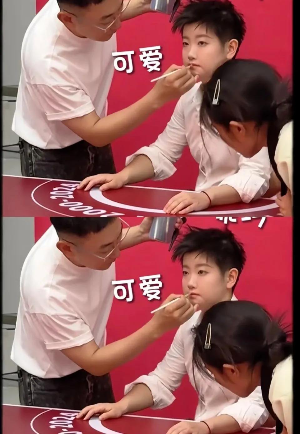 哇塞！莎莎这次的妆容真是太惊艳了！👸

给这位化妆师加鸡腿！化的真是太好看了，