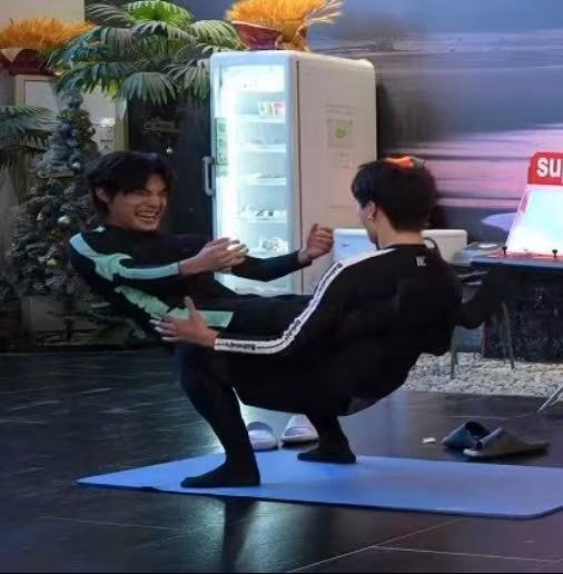 这啥啊？？？ 