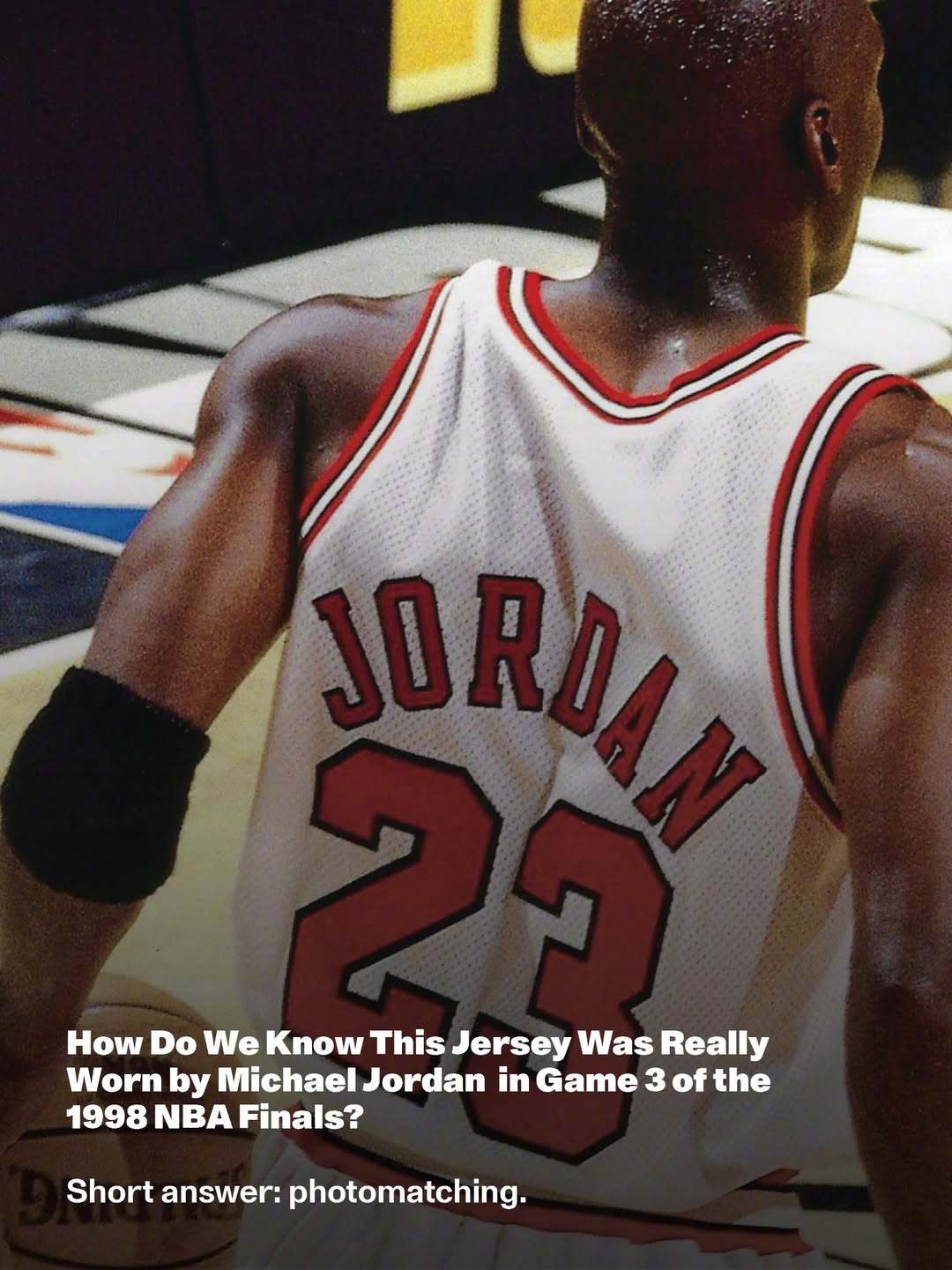 至少千万美元！乔丹在1998年NBA总决赛第三场穿过的球衣正在拍卖，预计将成为有