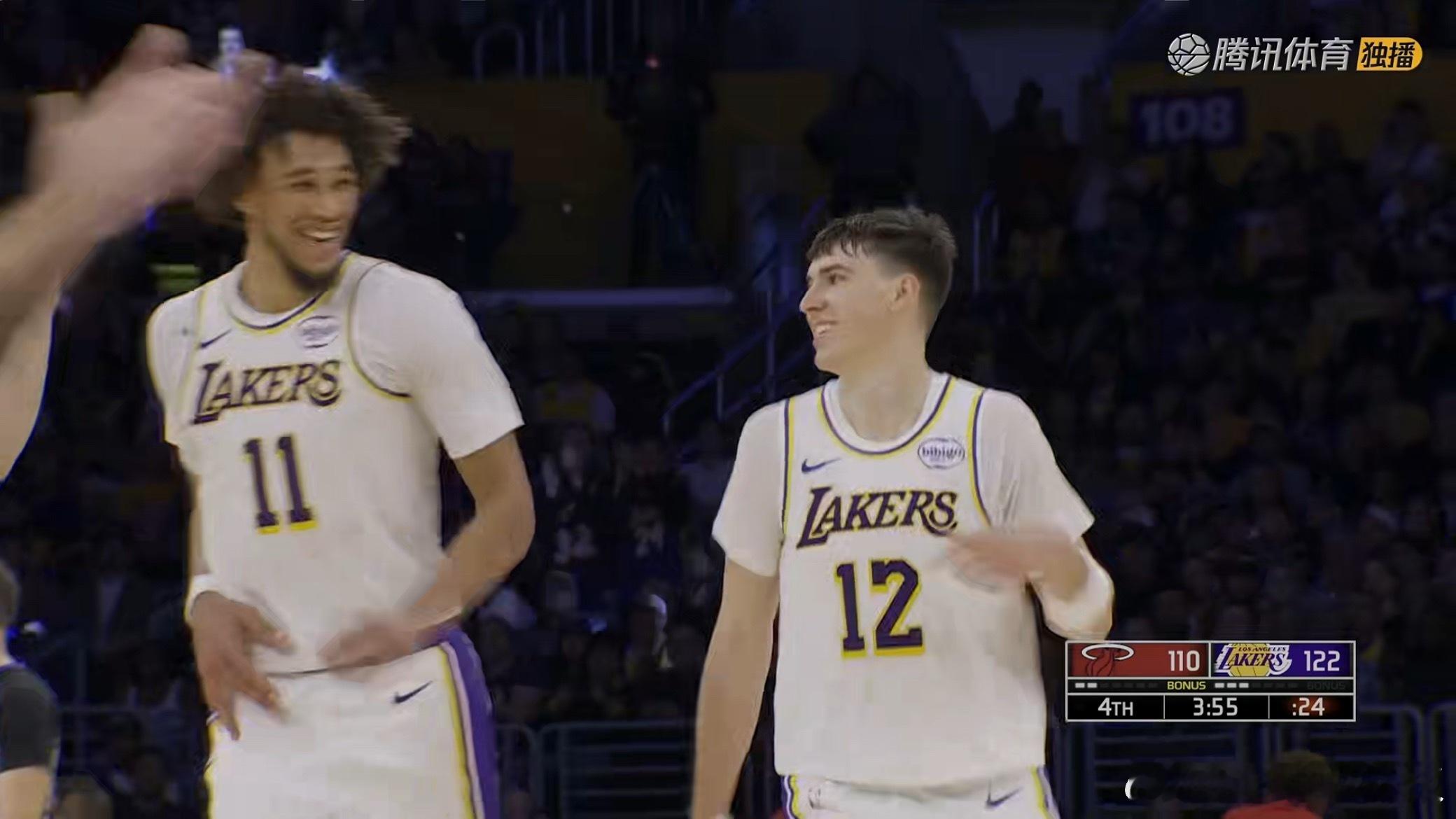 拉拉维亚，有点东西的[二哈]热火vs湖人 ​​​