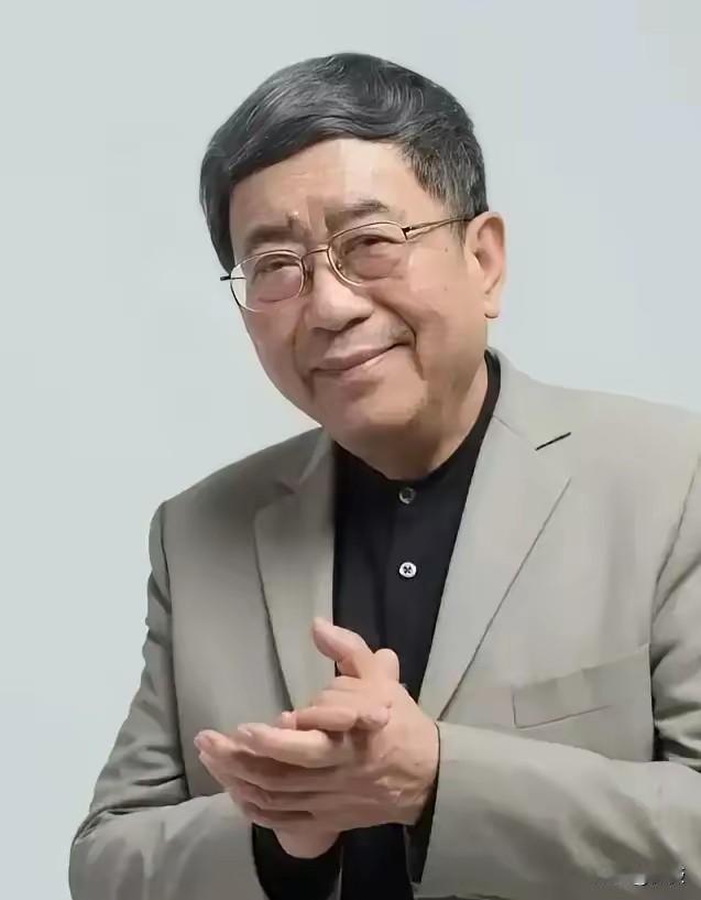 人到中年，才能明白余秋雨的这段话：“人折腾人，人摆布人，人报复人，人算计人，这种
