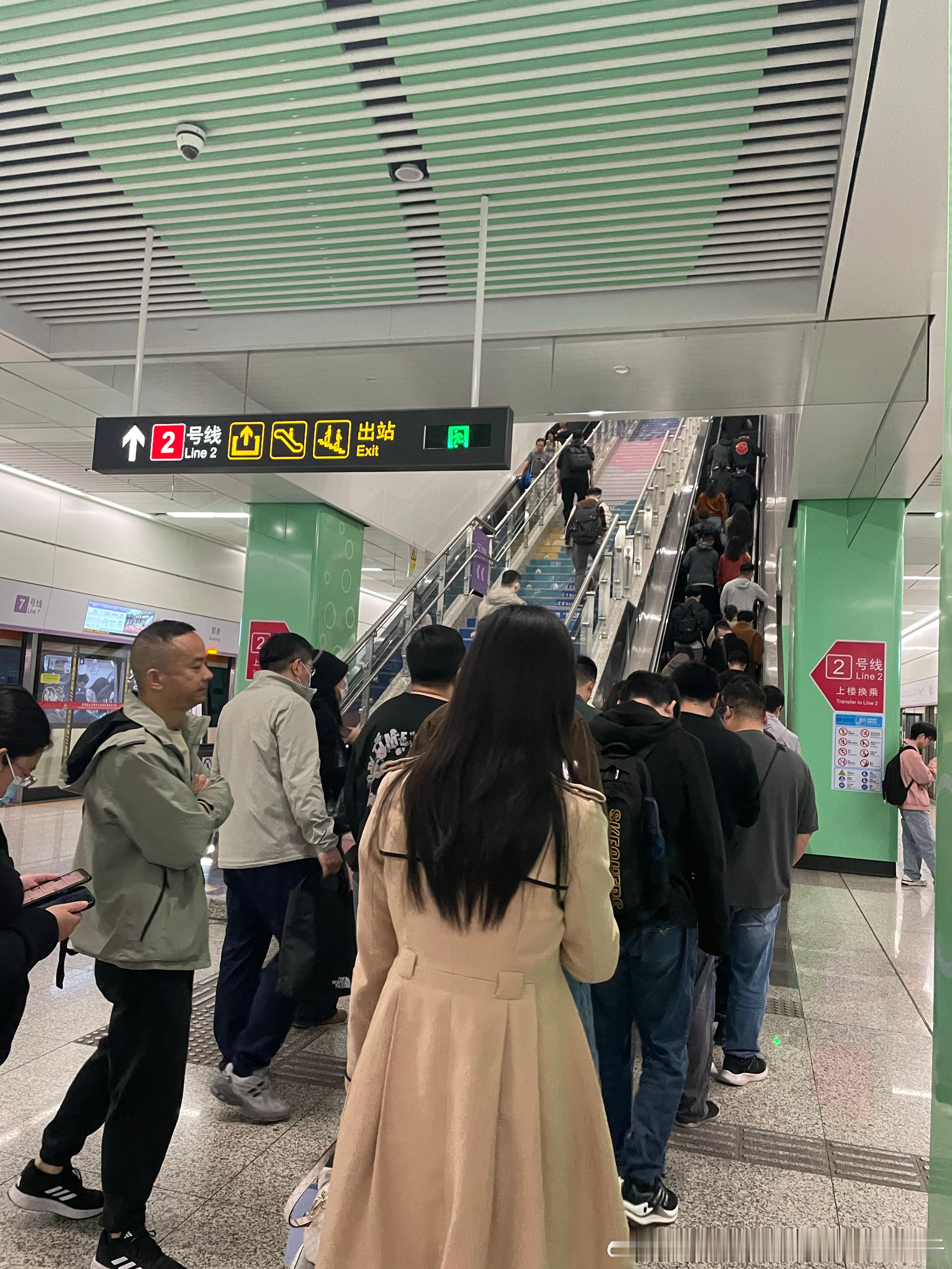 苏州地铁 网友：2026年5月9日，星期六上班，8点13分，苏州地铁7号线，开往