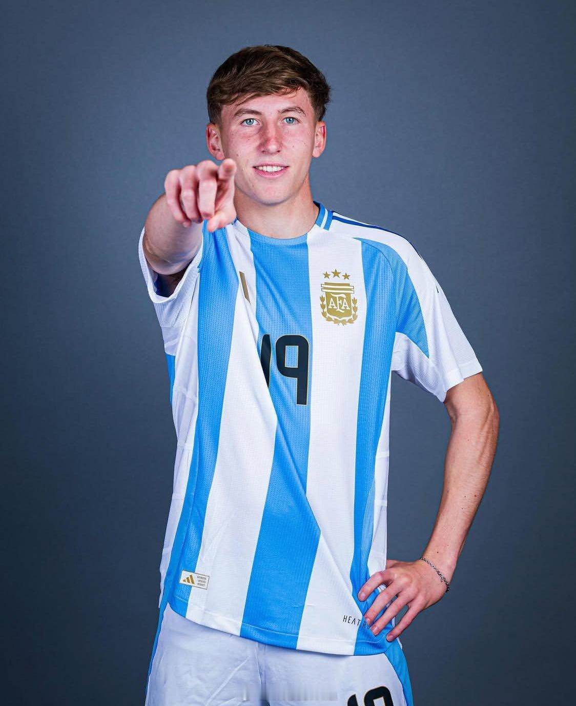 河床 🚨 在已经引入贝拉和莫雷诺后，河床将目标瞄准了戈多伊克鲁斯的边锋安迪诺。