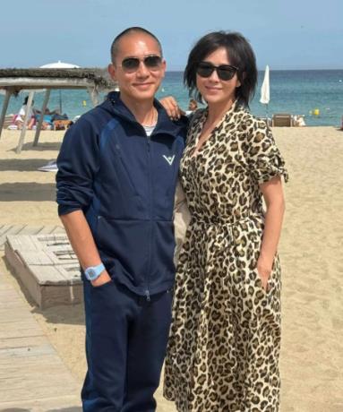 刘嘉玲喊话淘宝欺骗消费者 双十一即将来临，刘嘉玲看到网络平台给商品P了老公梁朝伟