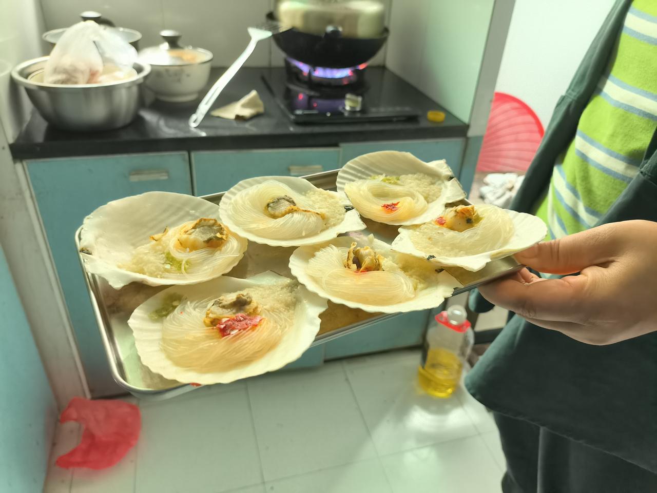 自己做的蒜蓉粉丝扇贝，怎么样