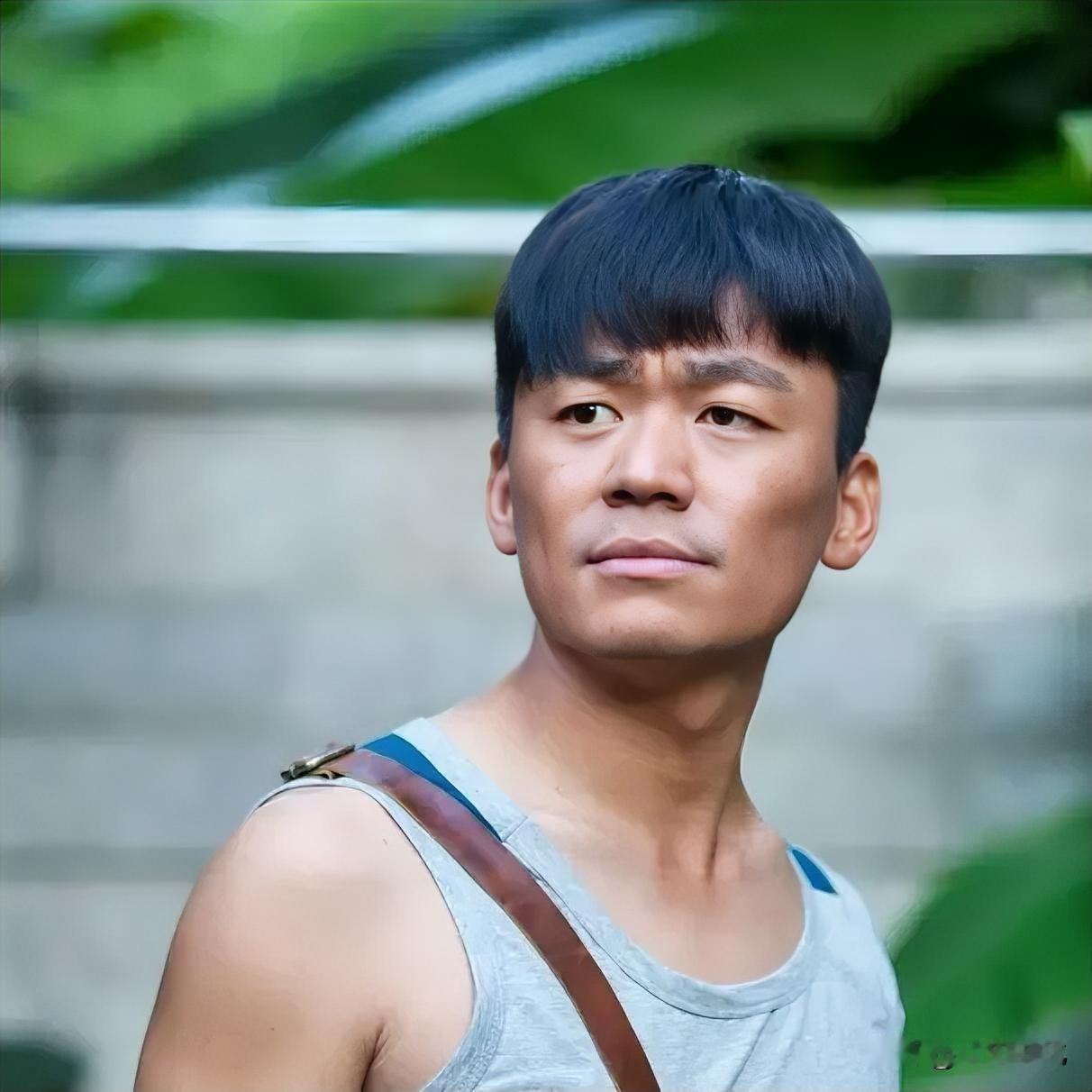 稻盛和夫曾说：

“人性的本质，就是利益优先，感情只是利益的附属品。当你能给别人