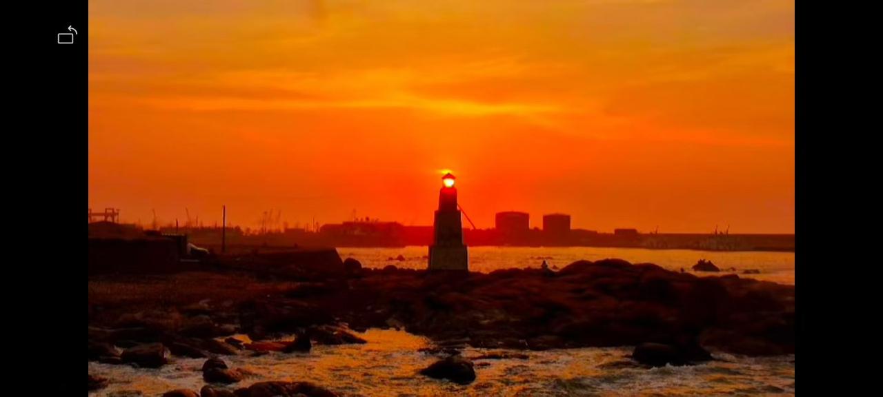 以下不用助力了
晒图笔记大赛
朋友拍的旭日东升