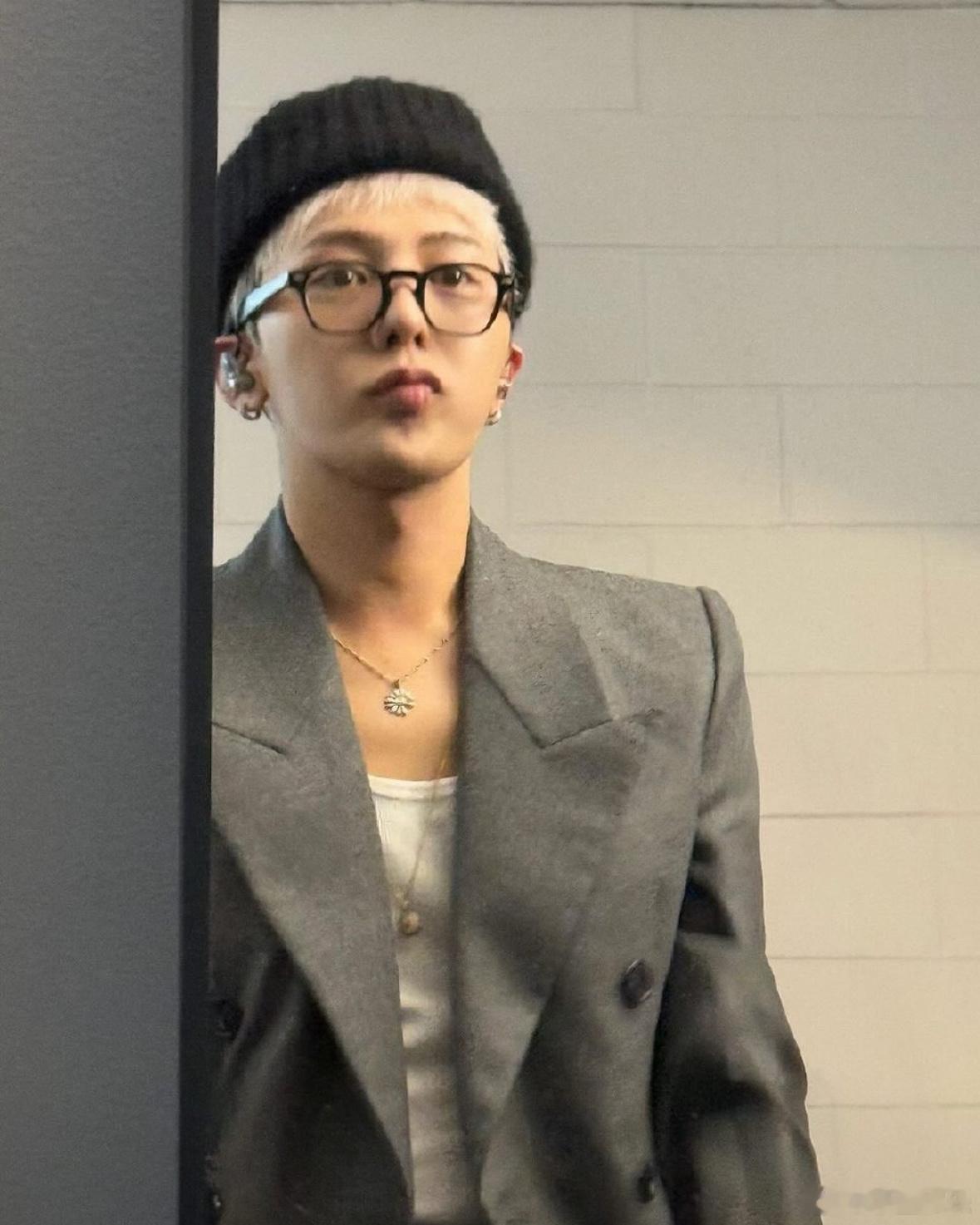 权志龙的审美是daddy级别的 权志龙这预告太让人上头了！恨不得立刻传送去现场看