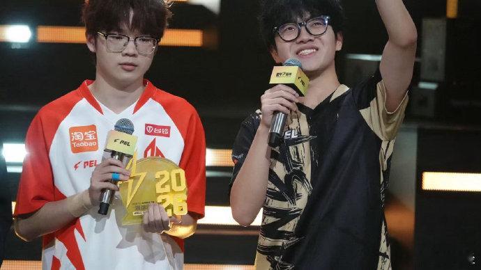 PEL春季常规赛颁奖典礼AG常规赛奖项收割机 整个赛季一路磨合一路进步，AG团队