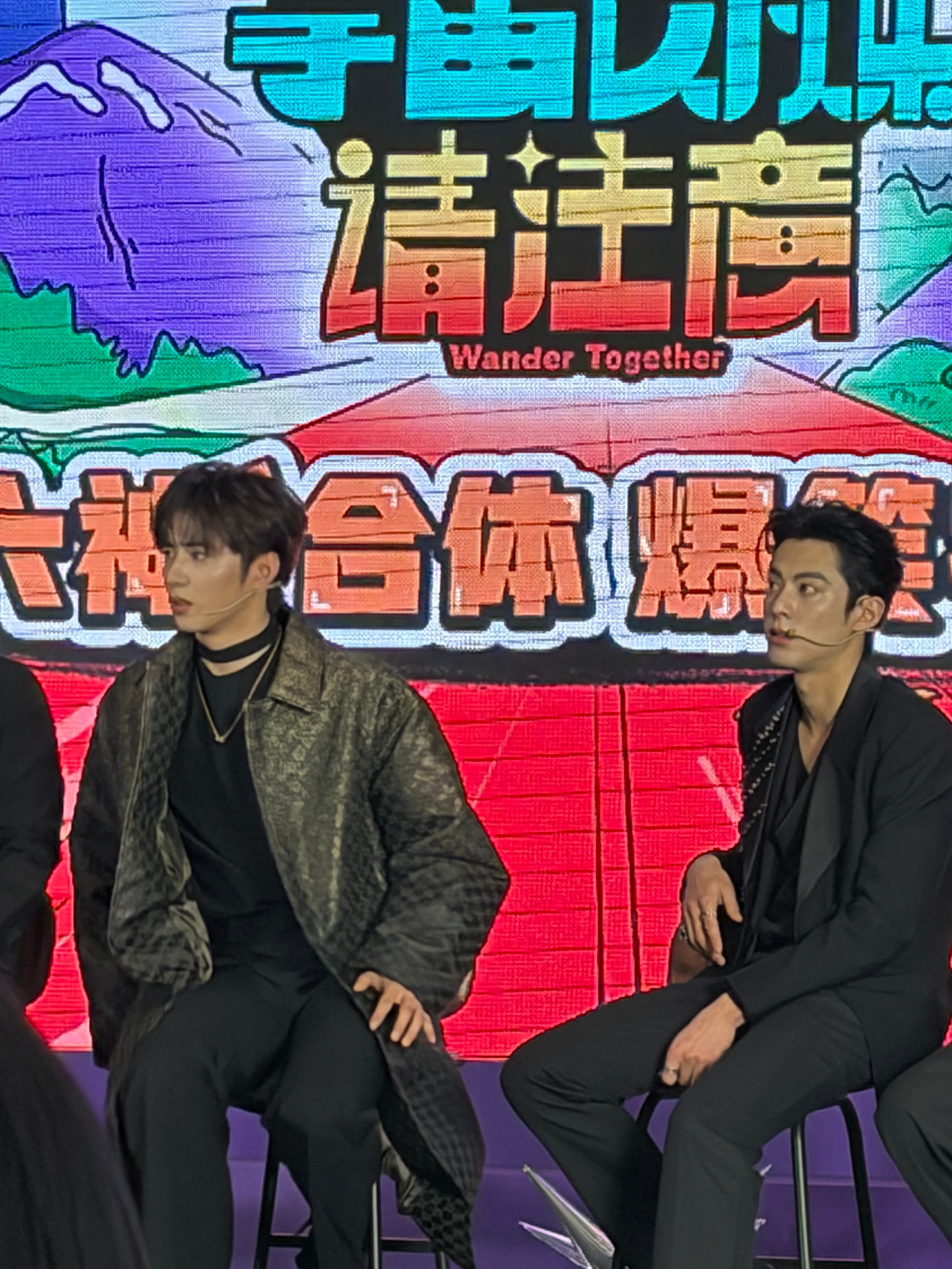 刘耀文回应热搜刘耀文问为什么叫我小孩哥哈哈哈刘耀文好可爱 