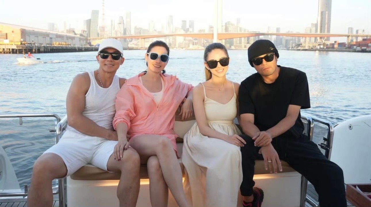 两家友谊长存啊！！ 