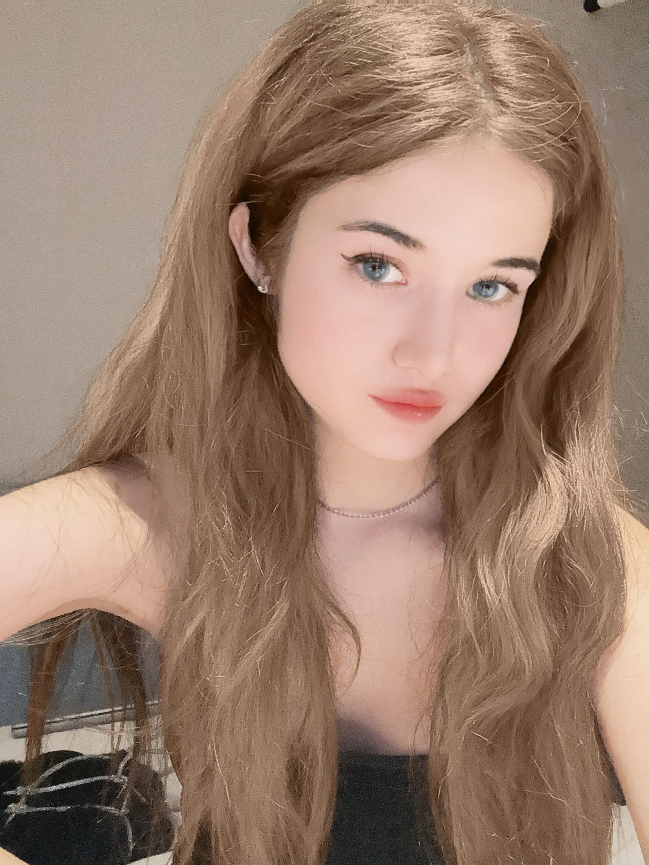 太阳未出时，全世界都像一个梦。