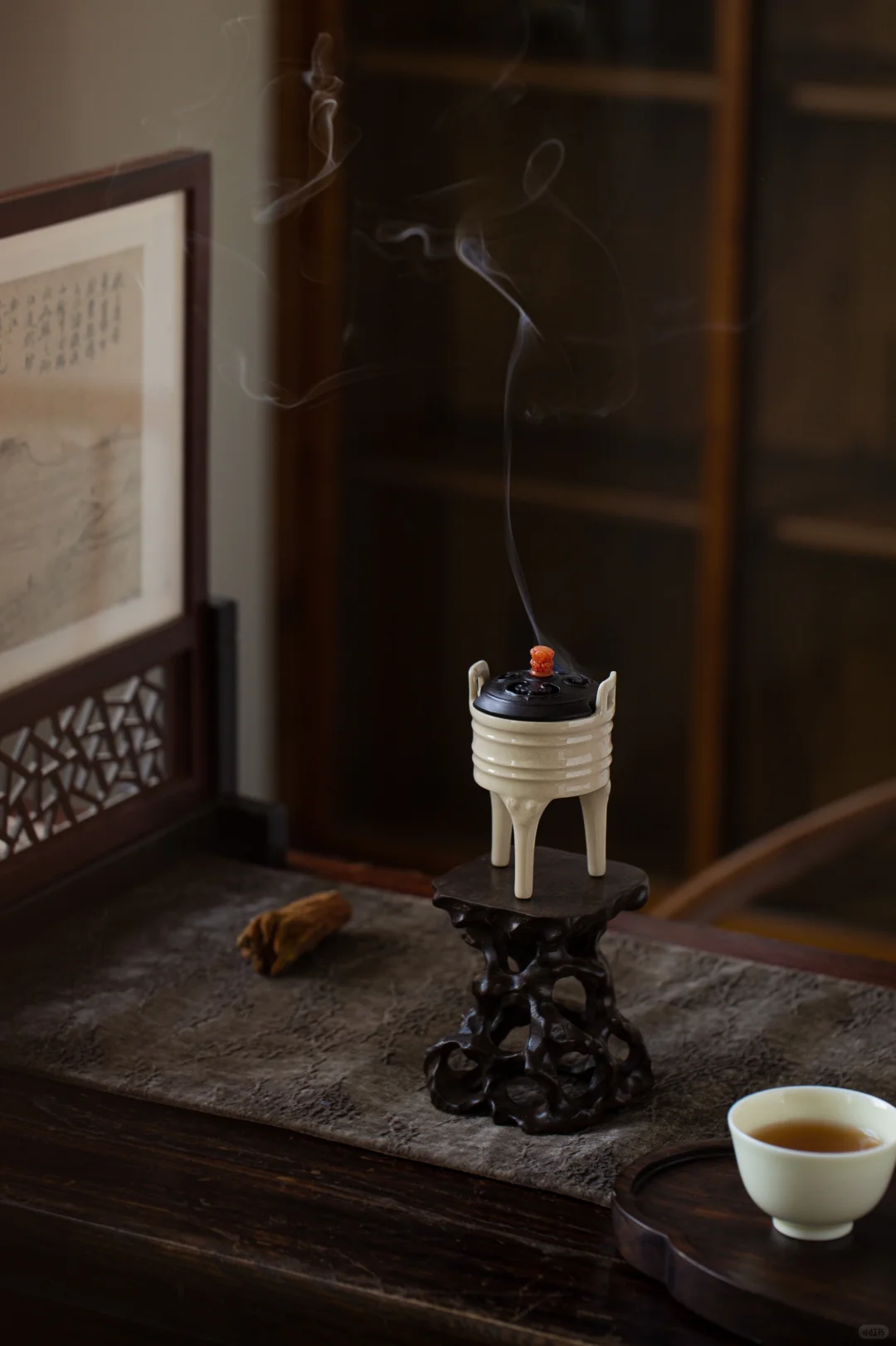 早听时雾夜听香