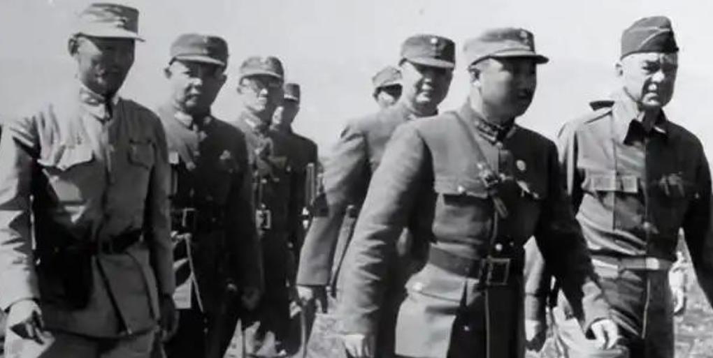 1949年，郭汝瑰起义后才发现，最信任的参谋长许亚殷竟是军统卧底，起义后，许亚殷