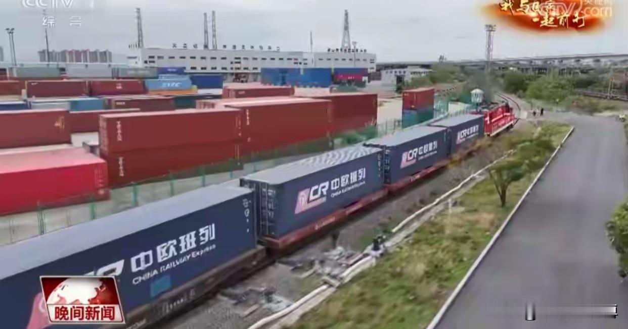 就在刚刚，
波兰顶不住压力宣布了！
波兰总理图斯克宣布将于9月25日凌晨重新开放
