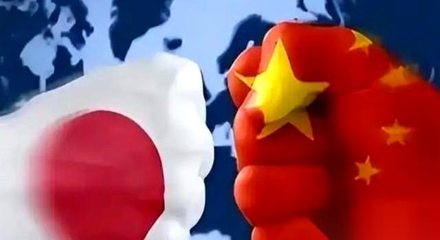 网上吵得屋顶都要掀翻了，一帮人喊着“千万别去日本比赛”！
结果呢？6月25日，乒