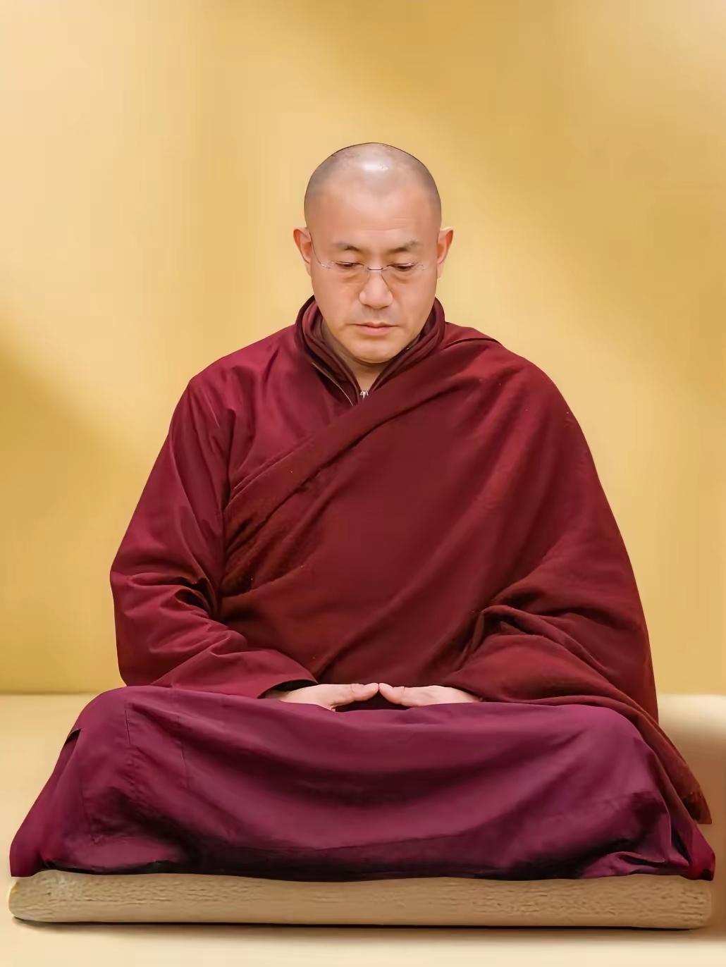 慈诚罗珠堪布：“从人类的感官来看，几小时前路过此地的人，除了脚印外，没留下什么。