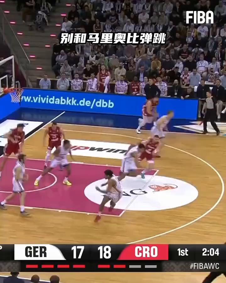 别和马里奥比弹跳。