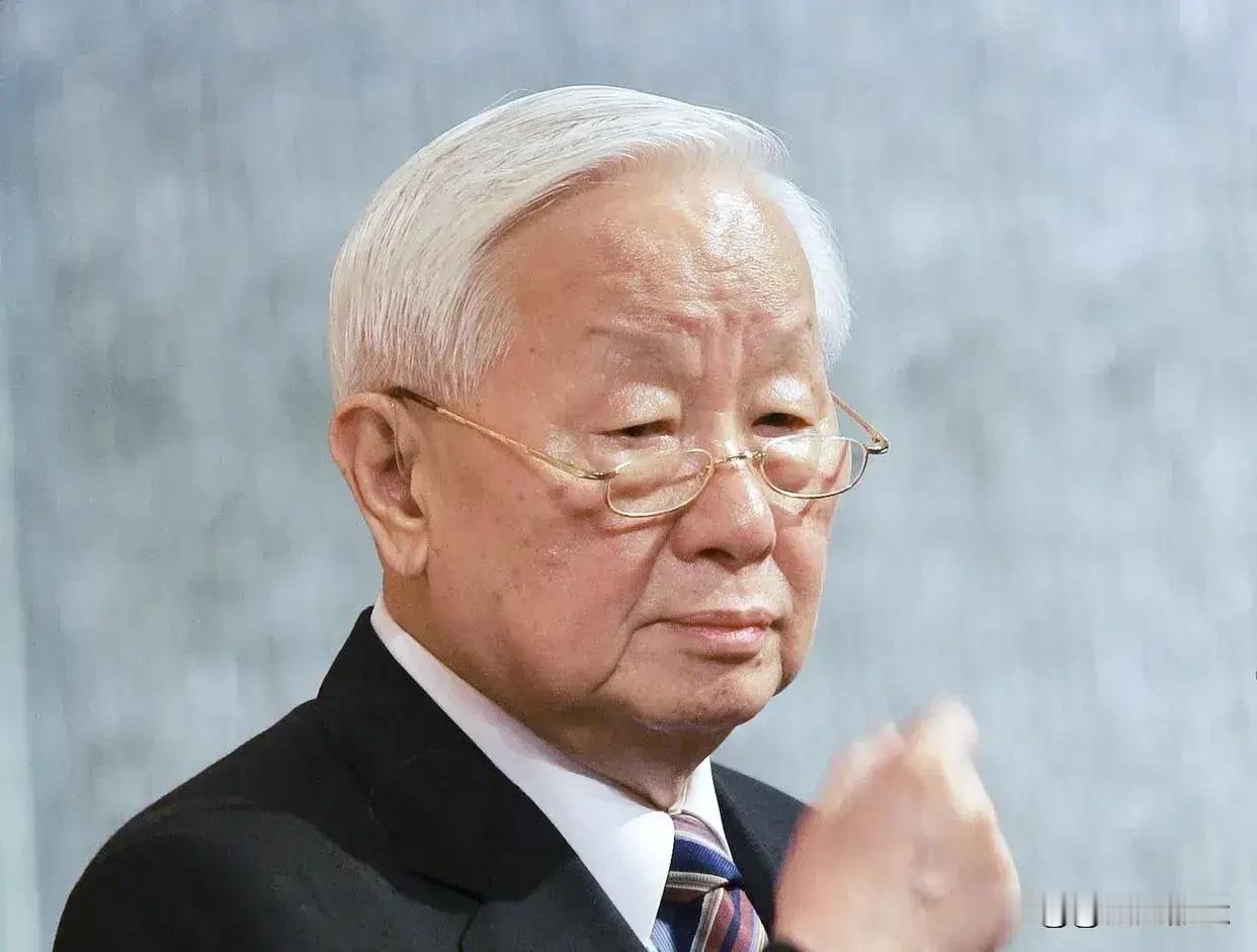 收回台湾后，台积电是姓中还是姓美？
收回台湾后，我们当然希望台积电服务于祖国，但