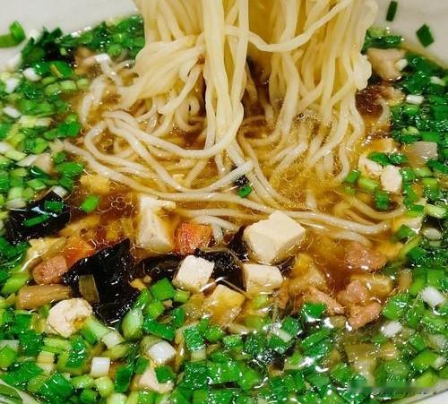 千年一味，西府留香！西安艳阳天西府饭店保留了近200个地道西府小吃艳阳天 友人们