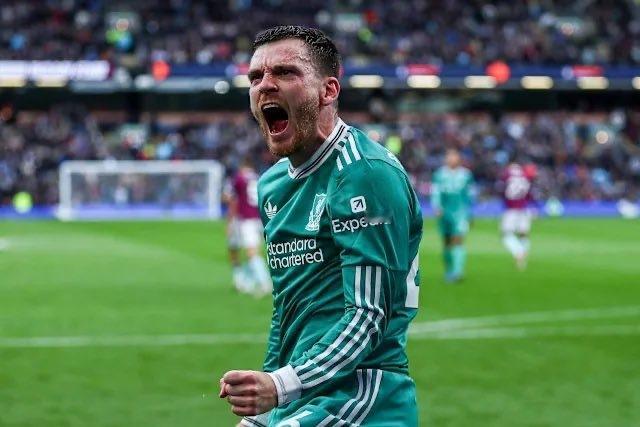 🥉泰晤士报Paul Joyce，热刺愿意为罗伯逊支付约300万镑+附加条款的转