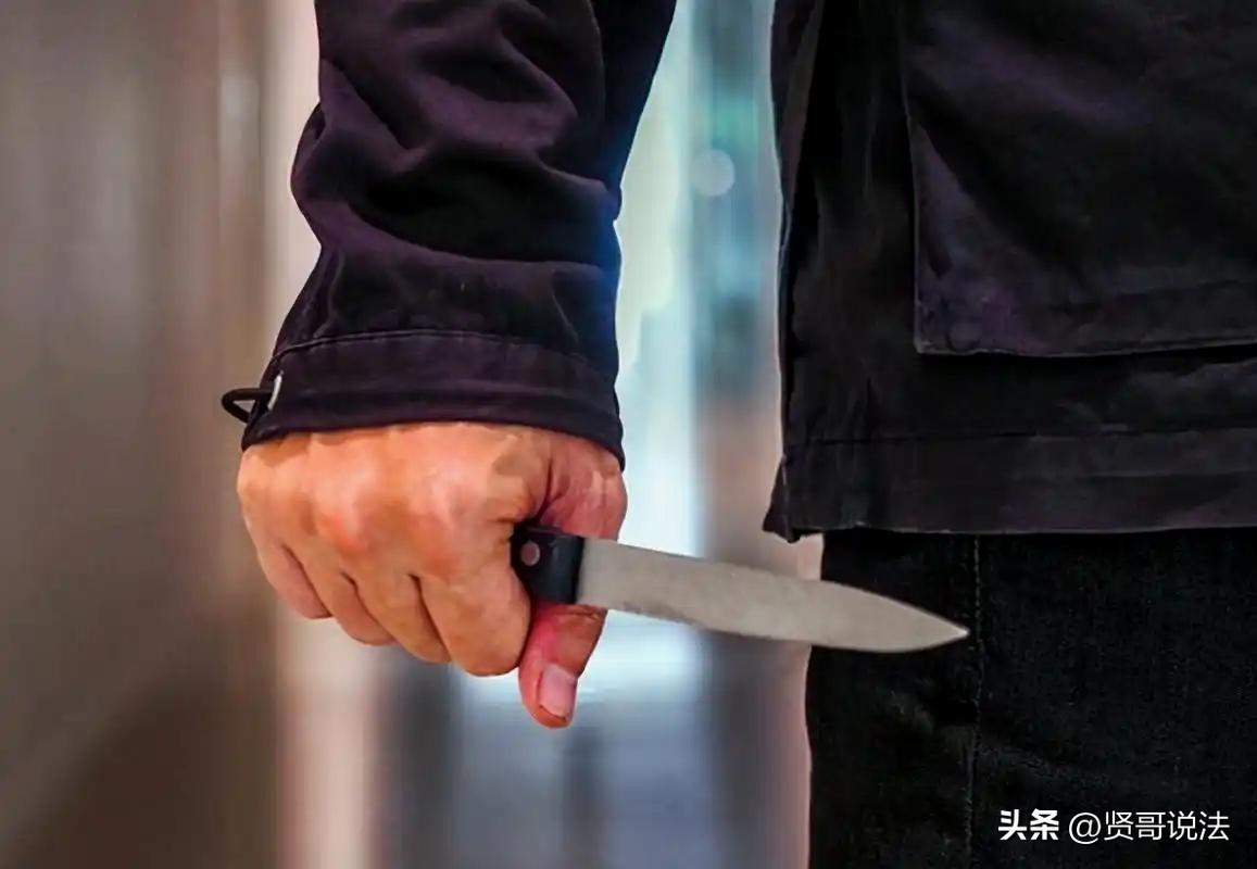 欠薪还有理了？天津，一女子入职某公司6个月后，公司一直拖着工资不发。女子随后选择