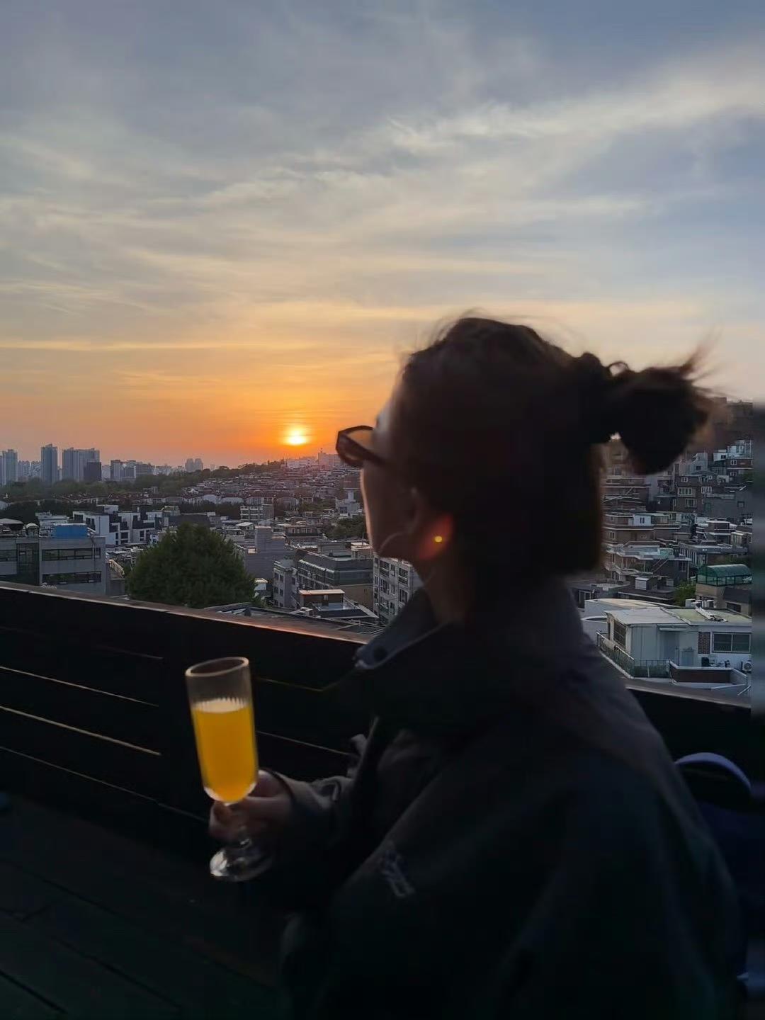 你如果不想被活活气死，就放过你的记忆，不要到记忆里东翻西找。