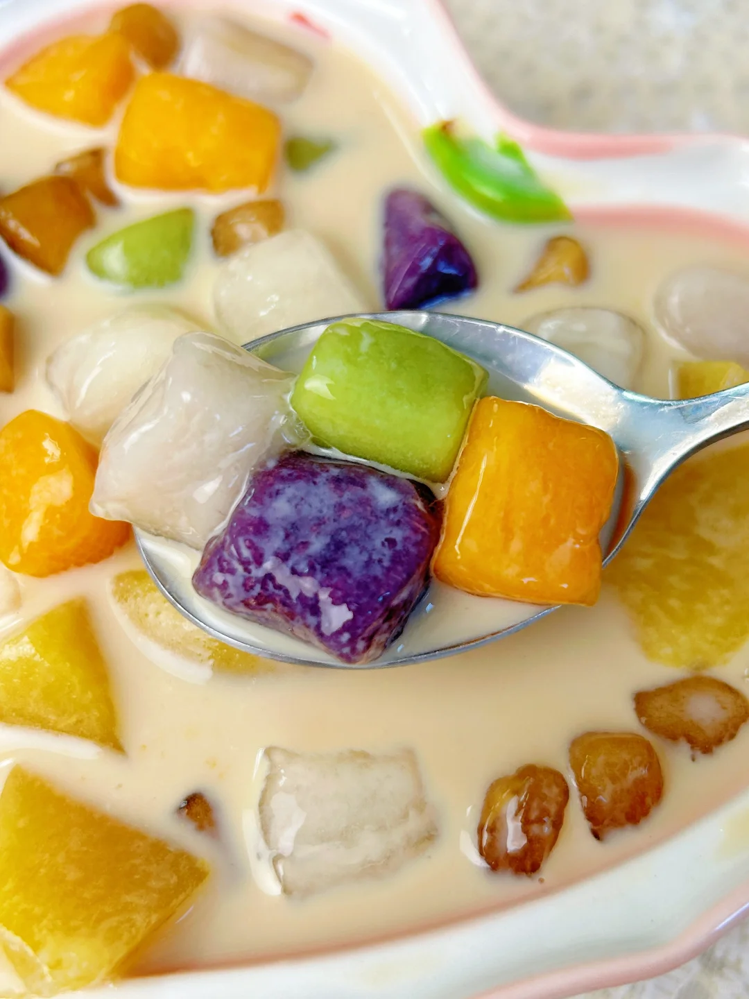 自制⭐️级甜品碗🥣，秒沙甜品店~