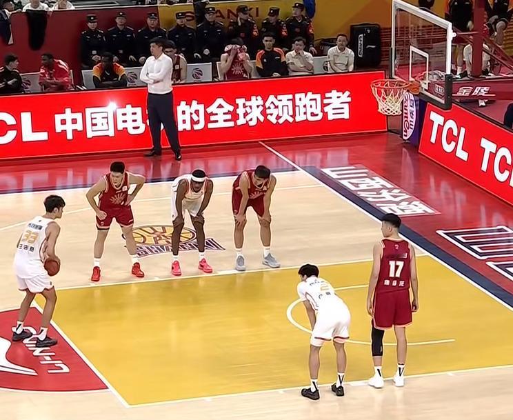 33分再创新高！王浩然这样打下去要进最佳阵容了
深圳男篮103-98力克山西豪取